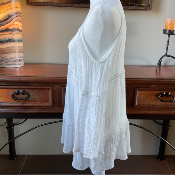 Haute Society Cold-Shoulder Long-Sleeve Blouse. White Size S - Picture 2 of 10